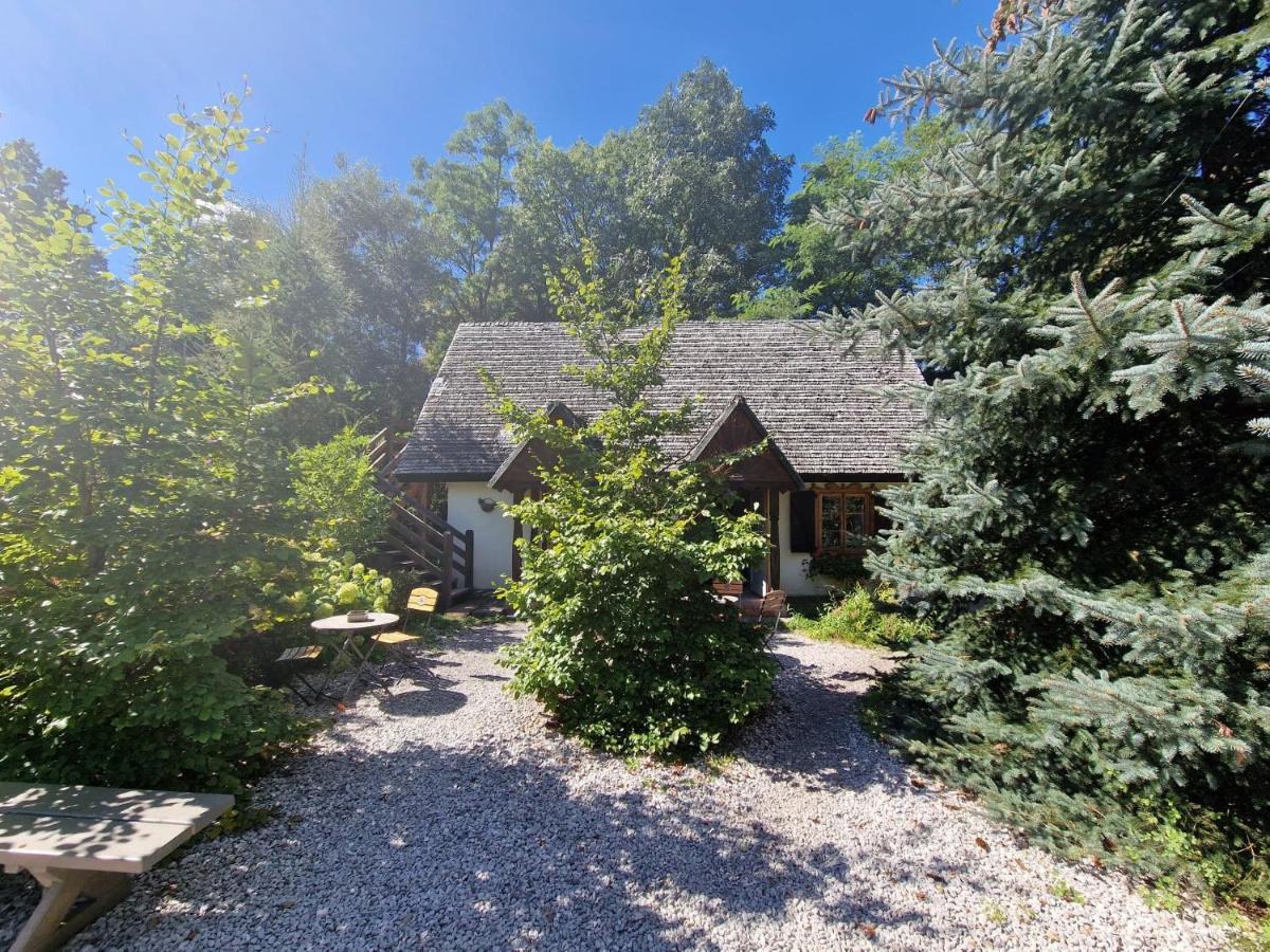 Oberza Pod Zlotym Prosiakiem Hotel Nieborow Exterior photo