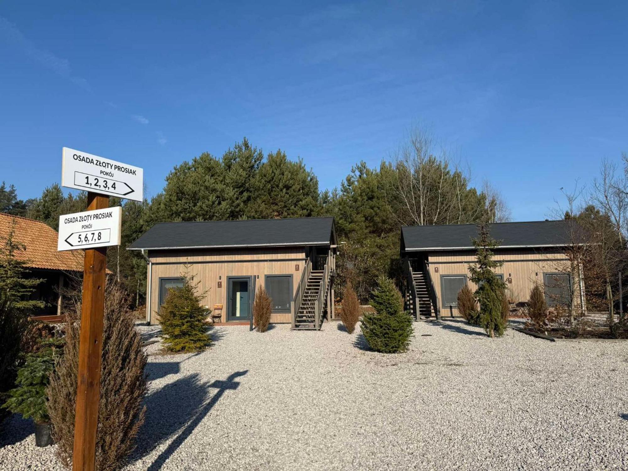 Oberza Pod Zlotym Prosiakiem Hotel Nieborow Exterior photo